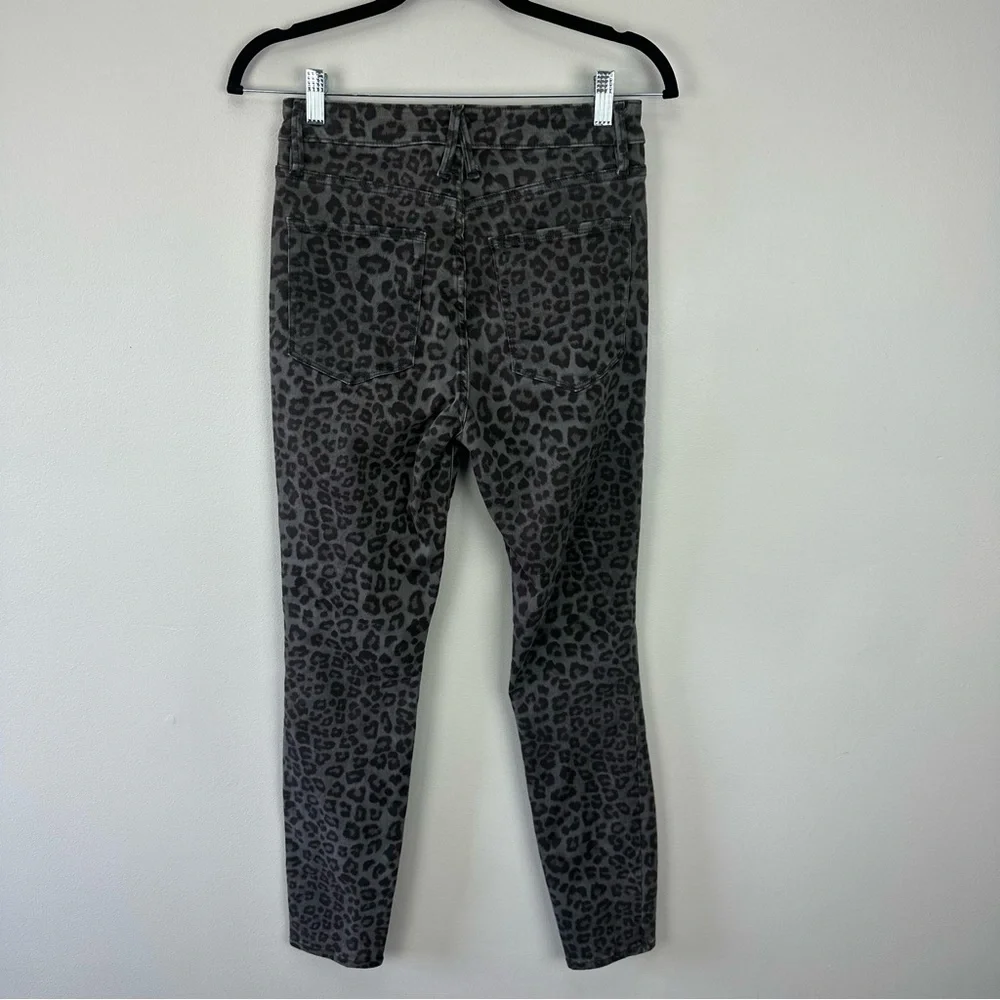 Good American Good Legs Animal Print Jeans - Picture 4 of 10
